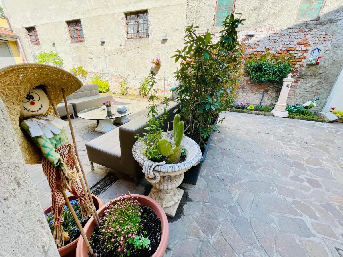 B&B Corte Sul Naviglio Cin I T 0 1 5 0 7 0 C 1 3 X U I L Q C V Cernusco Sul Naviglio Exterior foto